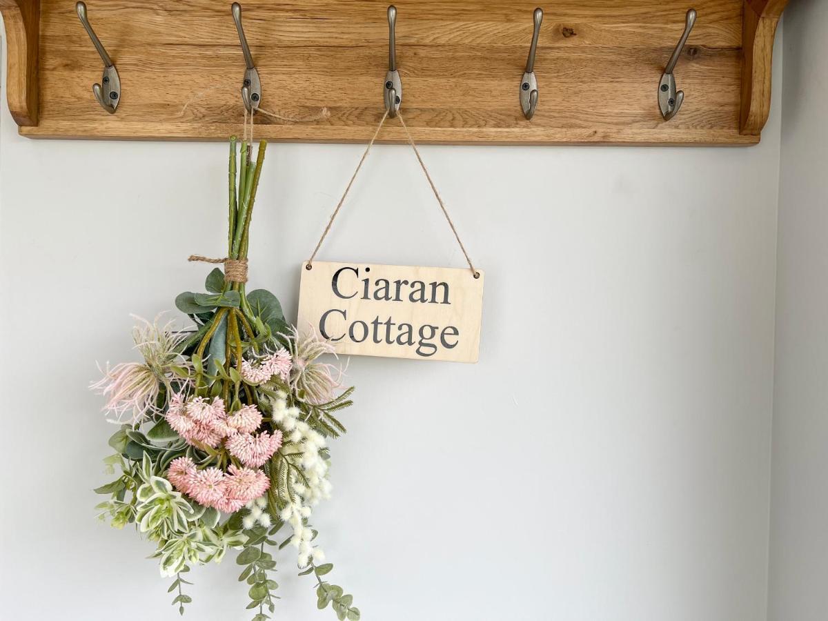 Ciaran Cottage Fearnan Exterior foto